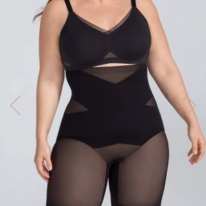 Honey love super power shorts shape wear.